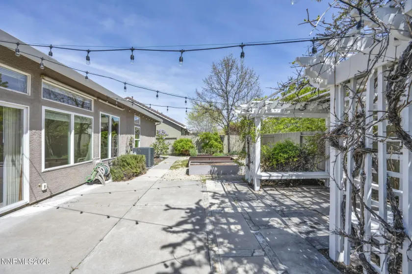 9390 Oakley, Reno, Nevada 89521, 3 Bedrooms Bedrooms, ,2 BathroomsBathrooms,Residential,Residential,Oakley,260004169