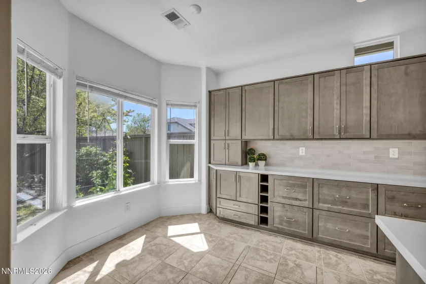 9390 Oakley, Reno, Nevada 89521, 3 Bedrooms Bedrooms, ,2 BathroomsBathrooms,Residential,Residential,Oakley,260004169