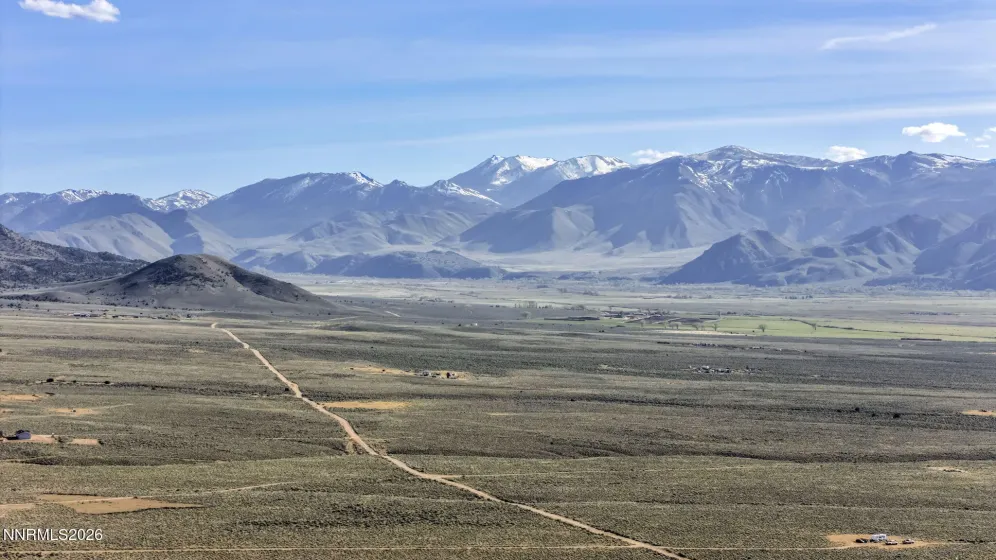 1 Four Place, Gardnerville, Nevada 89410, 3 Bedrooms Bedrooms, ,2 BathroomsBathrooms,Residential,Residential,Four Place,260004171