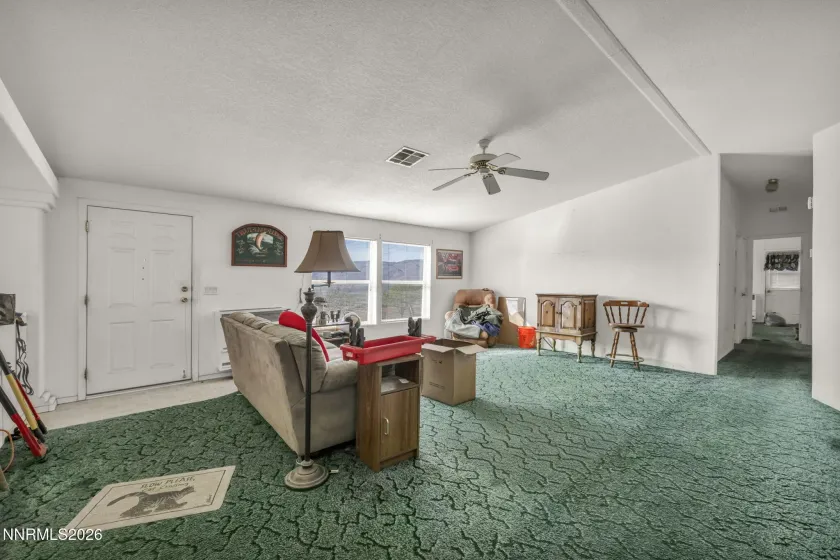 1 Four Place, Gardnerville, Nevada 89410, 3 Bedrooms Bedrooms, ,2 BathroomsBathrooms,Residential,Residential,Four Place,260004171