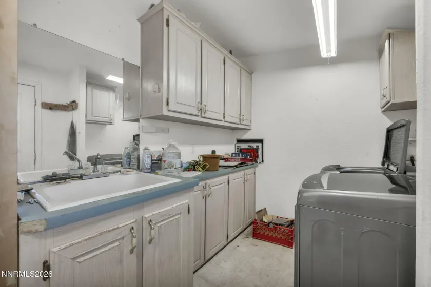 1 Four Place, Gardnerville, Nevada 89410, 3 Bedrooms Bedrooms, ,2 BathroomsBathrooms,Residential,Residential,Four Place,260004171