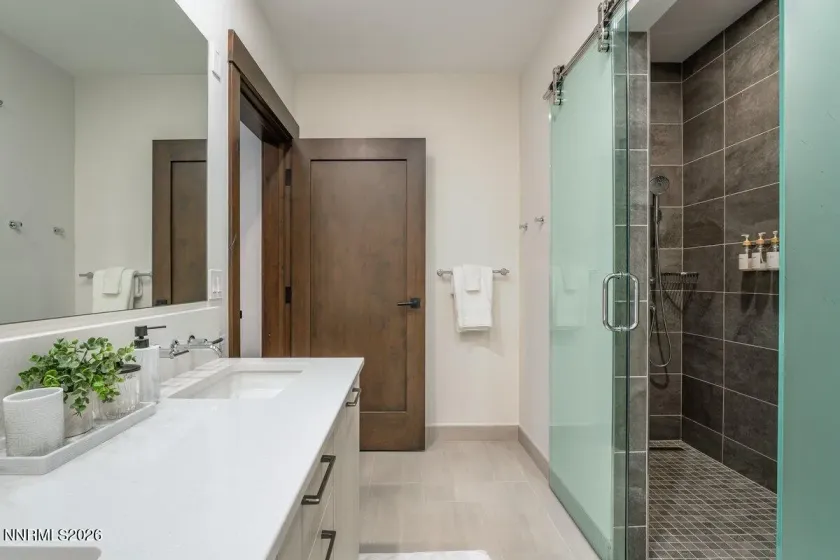 33 Beach Club, Stateline, Nevada 89449, 3 Bedrooms Bedrooms, ,2 BathroomsBathrooms,Residential,Residential,Beach Club,260004174