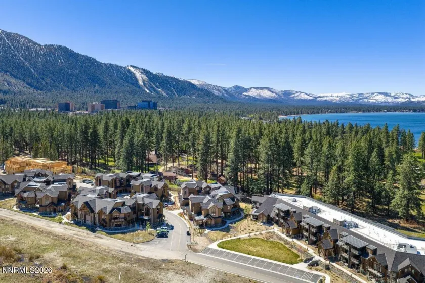 33 Beach Club, Stateline, Nevada 89449, 3 Bedrooms Bedrooms, ,2 BathroomsBathrooms,Residential,Residential,Beach Club,260004174