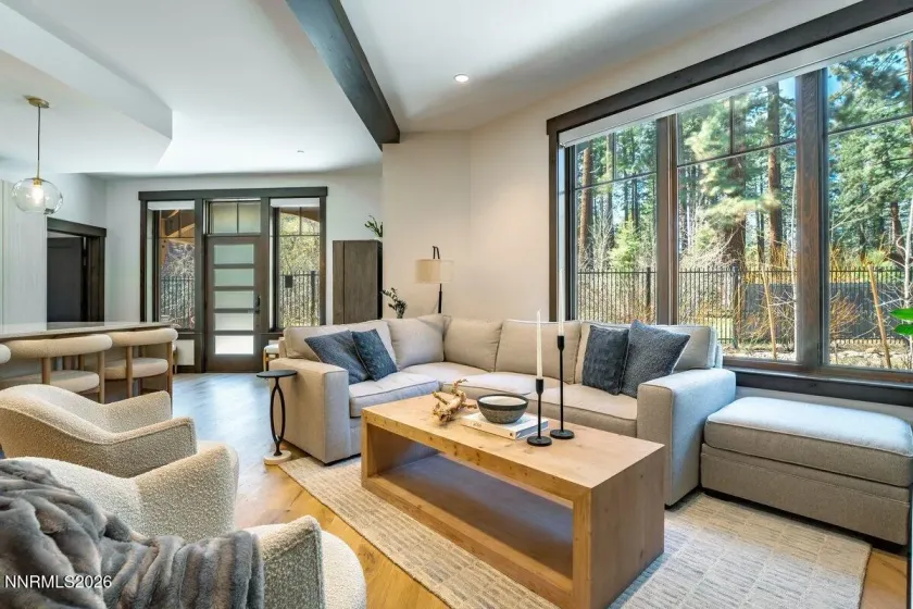 33 Beach Club, Stateline, Nevada 89449, 3 Bedrooms Bedrooms, ,2 BathroomsBathrooms,Residential,Residential,Beach Club,260004174