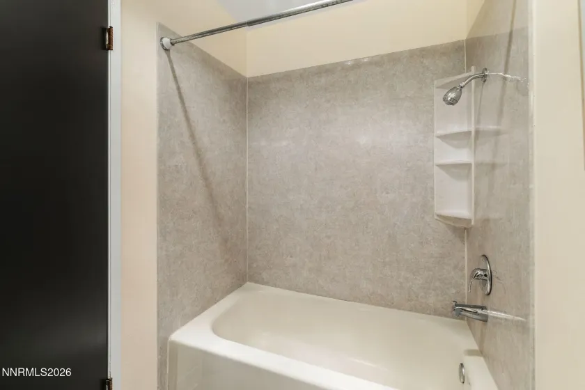 1450 Locksley, Reno, Nevada 89503, 3 Bedrooms Bedrooms, ,2 BathroomsBathrooms,Residential,Residential,Locksley,260004176