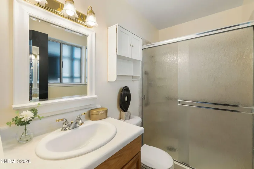 1450 Locksley, Reno, Nevada 89503, 3 Bedrooms Bedrooms, ,2 BathroomsBathrooms,Residential,Residential,Locksley,260004176