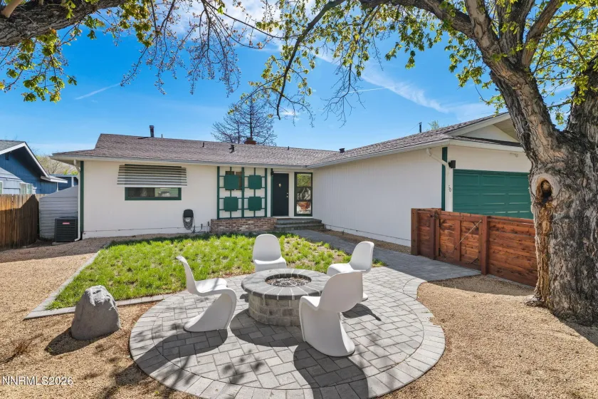 1450 Locksley, Reno, Nevada 89503, 3 Bedrooms Bedrooms, ,2 BathroomsBathrooms,Residential,Residential,Locksley,260004176