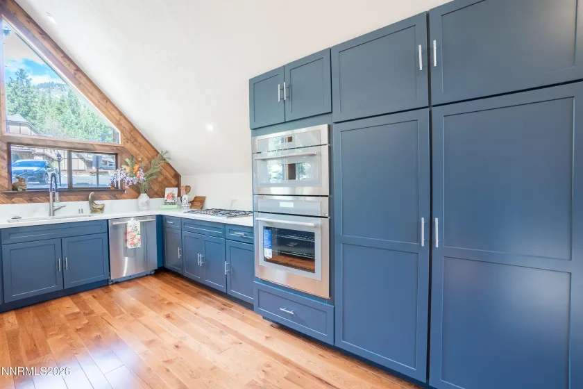 949 Dana, Incline Village, Nevada 89451, 3 Bedrooms Bedrooms, ,2 BathroomsBathrooms,Residential,Residential,Dana,260004178