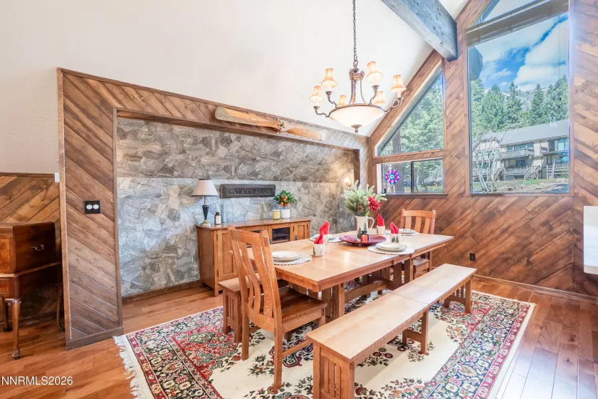 949 Dana, Incline Village, Nevada 89451, 3 Bedrooms Bedrooms, ,2 BathroomsBathrooms,Residential,Residential,Dana,260004178