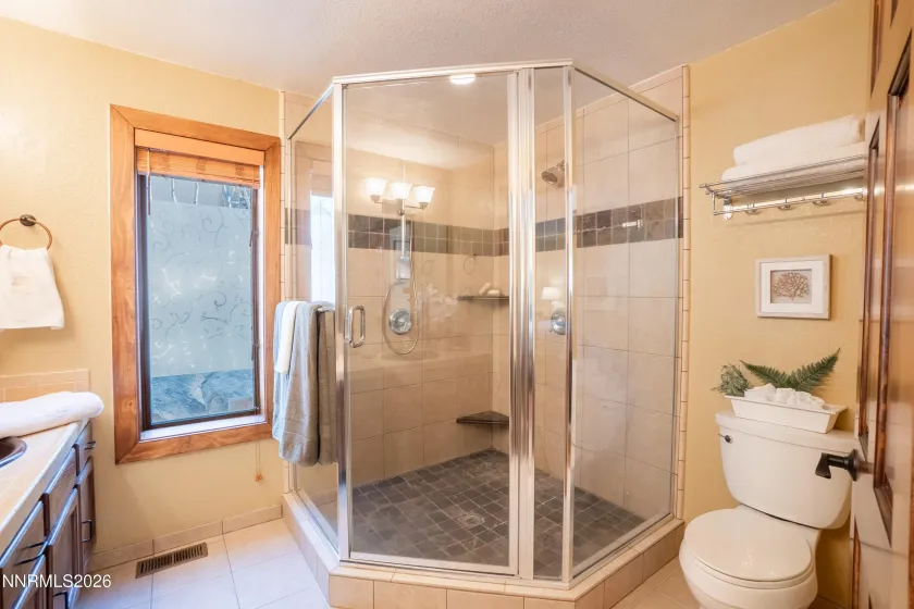 949 Dana, Incline Village, Nevada 89451, 3 Bedrooms Bedrooms, ,2 BathroomsBathrooms,Residential,Residential,Dana,260004178