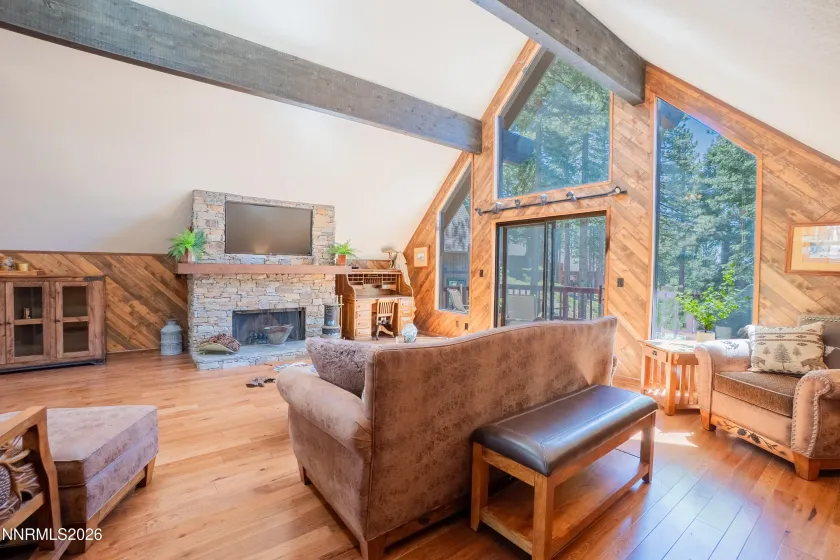 949 Dana, Incline Village, Nevada 89451, 3 Bedrooms Bedrooms, ,2 BathroomsBathrooms,Residential,Residential,Dana,260004178