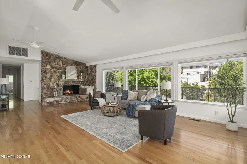 2070 Driscoll, Reno, Nevada 89509, 3 Bedrooms Bedrooms, ,3 BathroomsBathrooms,Residential,Residential,Driscoll,260004180