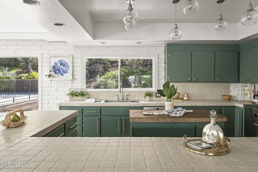 2070 Driscoll, Reno, Nevada 89509, 3 Bedrooms Bedrooms, ,3 BathroomsBathrooms,Residential,Residential,Driscoll,260004180