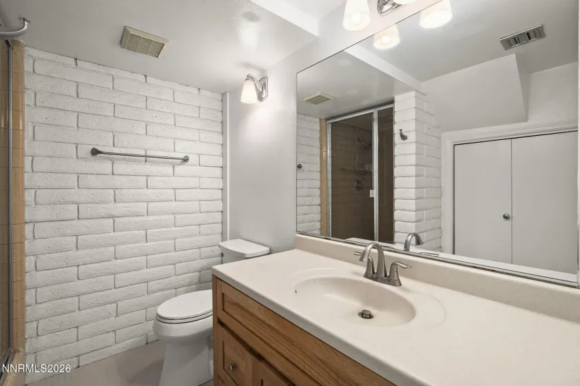 2070 Driscoll, Reno, Nevada 89509, 3 Bedrooms Bedrooms, ,3 BathroomsBathrooms,Residential,Residential,Driscoll,260004180