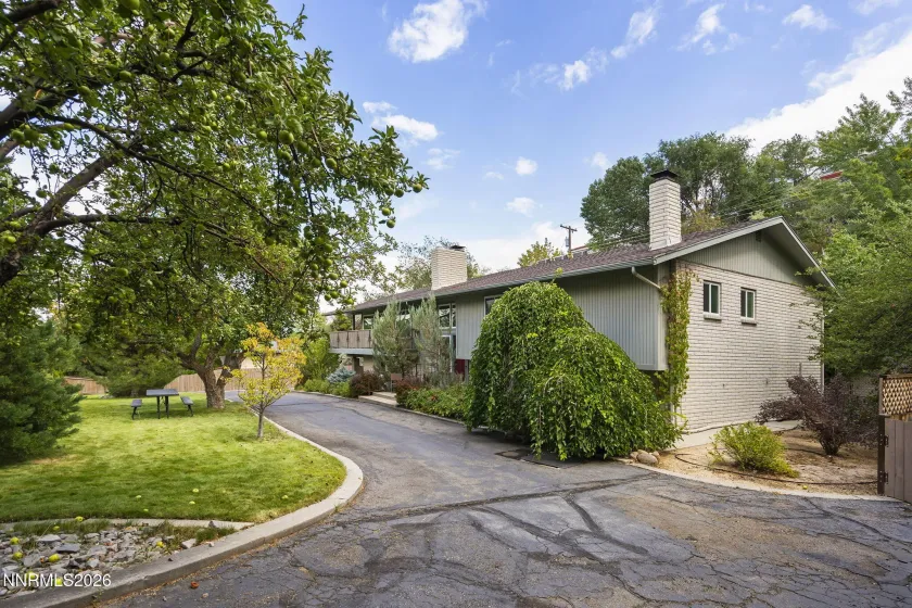 2070 Driscoll, Reno, Nevada 89509, 3 Bedrooms Bedrooms, ,3 BathroomsBathrooms,Residential,Residential,Driscoll,260004180