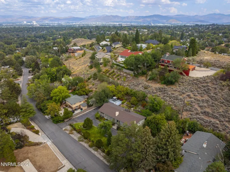 2070 Driscoll, Reno, Nevada 89509, 3 Bedrooms Bedrooms, ,3 BathroomsBathrooms,Residential,Residential,Driscoll,260004180