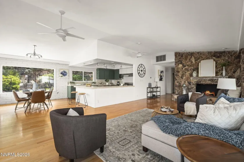 2070 Driscoll, Reno, Nevada 89509, 3 Bedrooms Bedrooms, ,3 BathroomsBathrooms,Residential,Residential,Driscoll,260004180