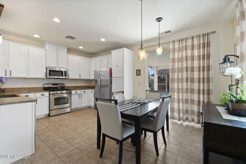 9185 Raytheon, Reno, Nevada 89506, 3 Bedrooms Bedrooms, ,2 BathroomsBathrooms,Residential,Residential,Raytheon,260004179