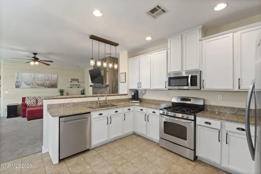 9185 Raytheon, Reno, Nevada 89506, 3 Bedrooms Bedrooms, ,2 BathroomsBathrooms,Residential,Residential,Raytheon,260004179