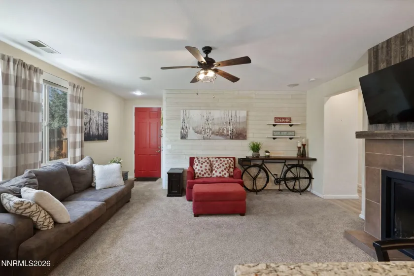 9185 Raytheon, Reno, Nevada 89506, 3 Bedrooms Bedrooms, ,2 BathroomsBathrooms,Residential,Residential,Raytheon,260004179