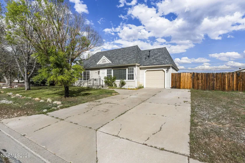 240 Karnak, Sparks, Nevada 89441, 4 Bedrooms Bedrooms, ,2 BathroomsBathrooms,Residential,Residential,Karnak,260004183