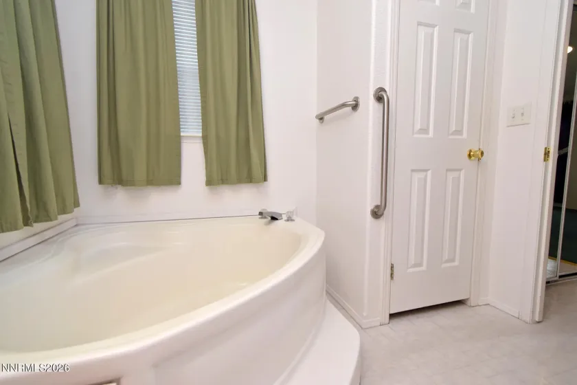 289 Aristocrat, Reno, Nevada 89506, 3 Bedrooms Bedrooms, ,2 BathroomsBathrooms,Residential,Residential,Aristocrat,260004185