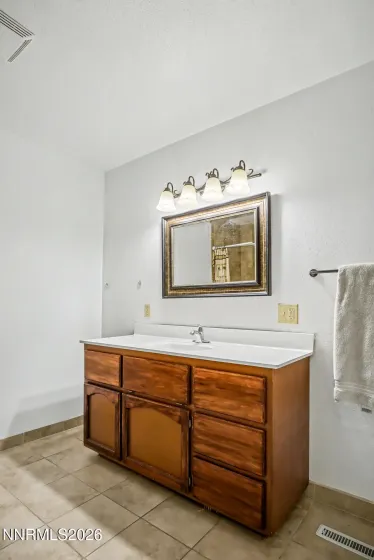 800 5th, Fallon, Nevada 89406, 4 Bedrooms Bedrooms, ,2 BathroomsBathrooms,Residential,Residential,5th,260004184