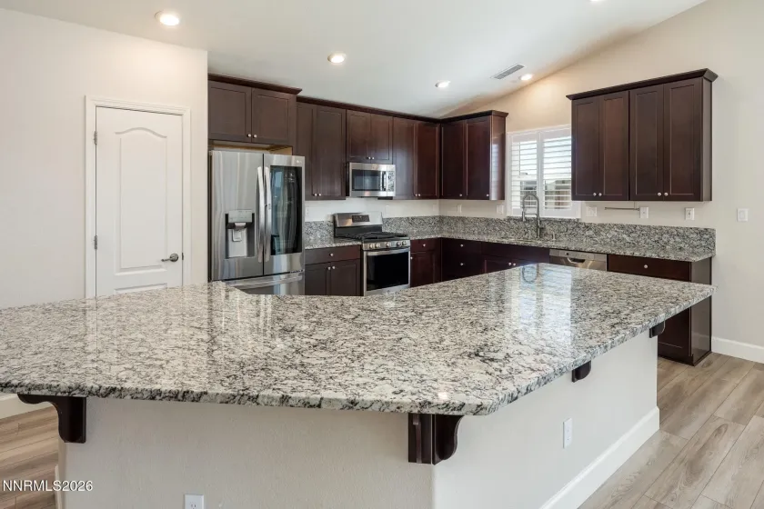 712 Hallow Pointe, Sparks, Nevada 89441, 4 Bedrooms Bedrooms, ,3 BathroomsBathrooms,Residential,Residential,Hallow Pointe,260004188