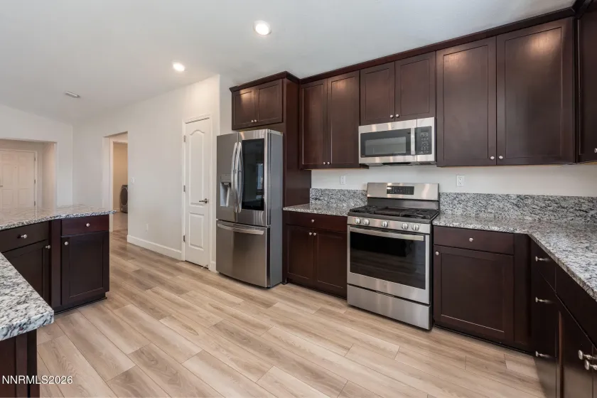 712 Hallow Pointe, Sparks, Nevada 89441, 4 Bedrooms Bedrooms, ,3 BathroomsBathrooms,Residential,Residential,Hallow Pointe,260004188