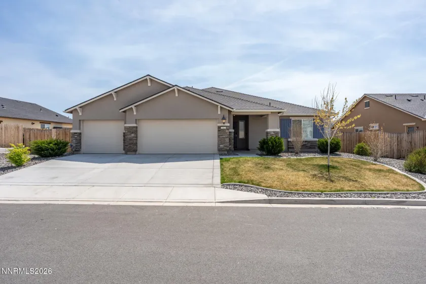 712 Hallow Pointe, Sparks, Nevada 89441, 4 Bedrooms Bedrooms, ,3 BathroomsBathrooms,Residential,Residential,Hallow Pointe,260004188