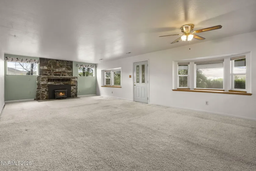 505 Rhodes, Reno, Nevada 89521, 3 Bedrooms Bedrooms, ,2 BathroomsBathrooms,Residential,Residential,Rhodes,260004186