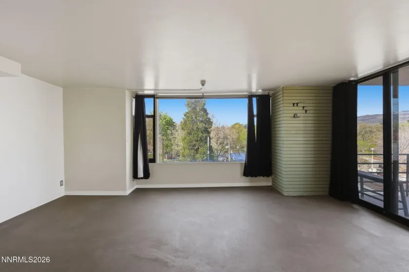 280 Island, Reno, Nevada 89501, 2 Bedrooms Bedrooms, ,2 BathroomsBathrooms,Residential,Residential,Island,260004189