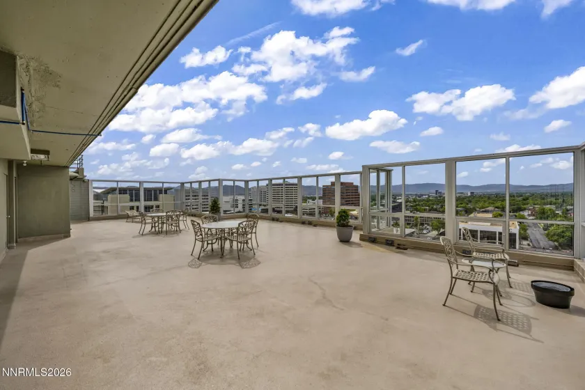 280 Island, Reno, Nevada 89501, 2 Bedrooms Bedrooms, ,2 BathroomsBathrooms,Residential,Residential,Island,260004189