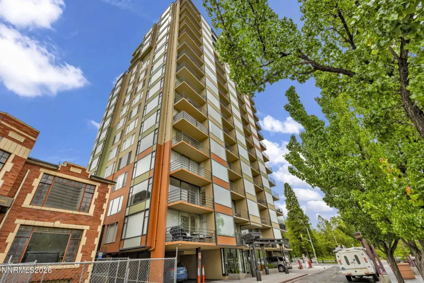 280 Island, Reno, Nevada 89501, 2 Bedrooms Bedrooms, ,2 BathroomsBathrooms,Residential,Residential,Island,260004189