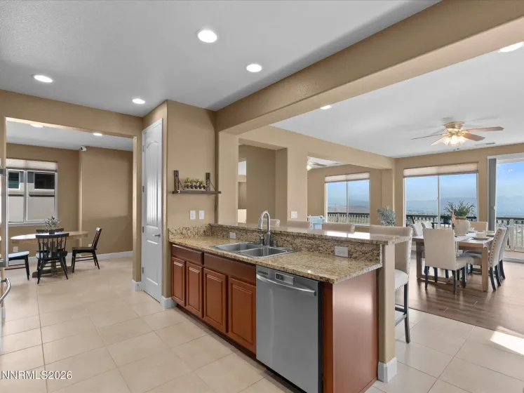 1080 University Park, Reno, Nevada 89512, 6 Bedrooms Bedrooms, ,4 BathroomsBathrooms,Residential,Residential,University Park,260004190