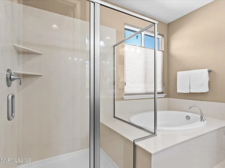 1080 University Park, Reno, Nevada 89512, 6 Bedrooms Bedrooms, ,4 BathroomsBathrooms,Residential,Residential,University Park,260004190