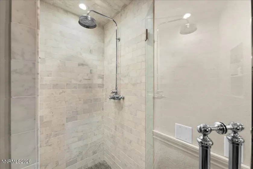 1985 Skyline, Reno, Nevada 89509, 4 Bedrooms Bedrooms, ,6 BathroomsBathrooms,Residential,Residential,Skyline,260004195