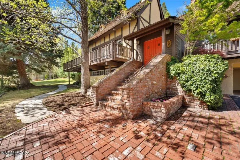 1985 Skyline, Reno, Nevada 89509, 4 Bedrooms Bedrooms, ,6 BathroomsBathrooms,Residential,Residential,Skyline,260004195