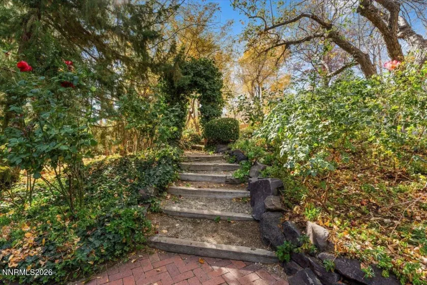 1985 Skyline, Reno, Nevada 89509, 4 Bedrooms Bedrooms, ,6 BathroomsBathrooms,Residential,Residential,Skyline,260004195