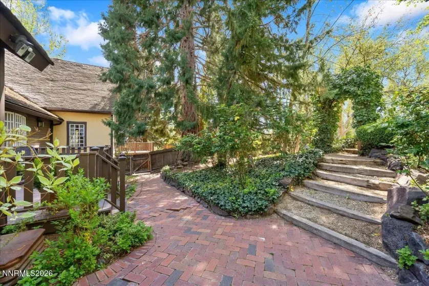 1985 Skyline, Reno, Nevada 89509, 4 Bedrooms Bedrooms, ,6 BathroomsBathrooms,Residential,Residential,Skyline,260004195