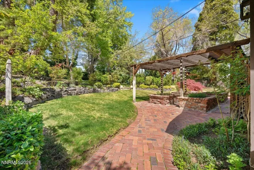 1985 Skyline, Reno, Nevada 89509, 4 Bedrooms Bedrooms, ,6 BathroomsBathrooms,Residential,Residential,Skyline,260004195