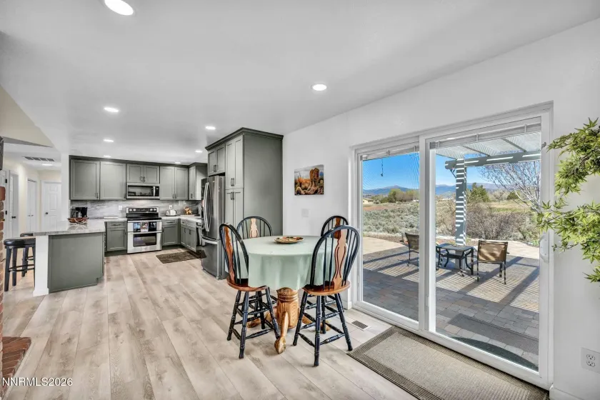 2162 Mel, Gardnerville, Nevada 89410, 3 Bedrooms Bedrooms, ,2 BathroomsBathrooms,Residential,Residential,Mel,260004196