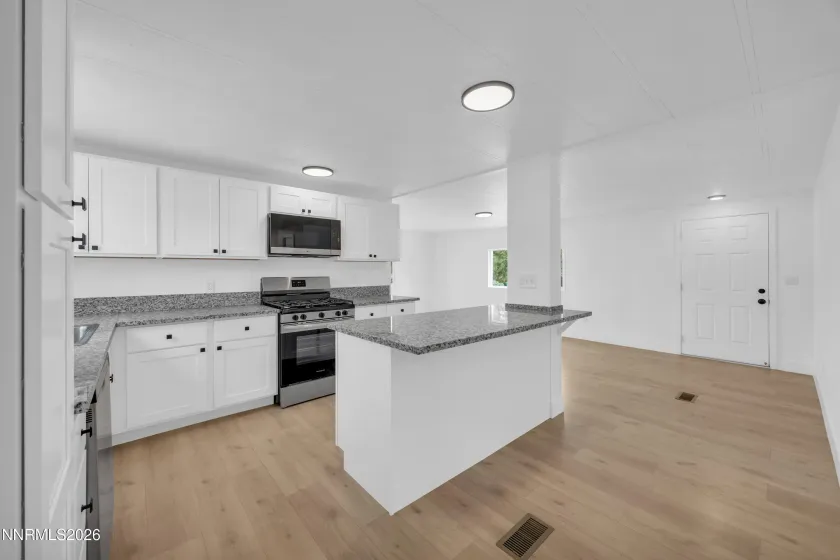 17890 Fantail, Reno, Nevada 89508, 3 Bedrooms Bedrooms, ,2 BathroomsBathrooms,Residential,Residential,Fantail,260004199