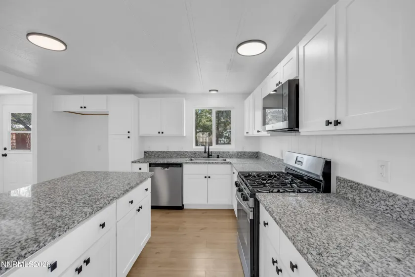 17890 Fantail, Reno, Nevada 89508, 3 Bedrooms Bedrooms, ,2 BathroomsBathrooms,Residential,Residential,Fantail,260004199