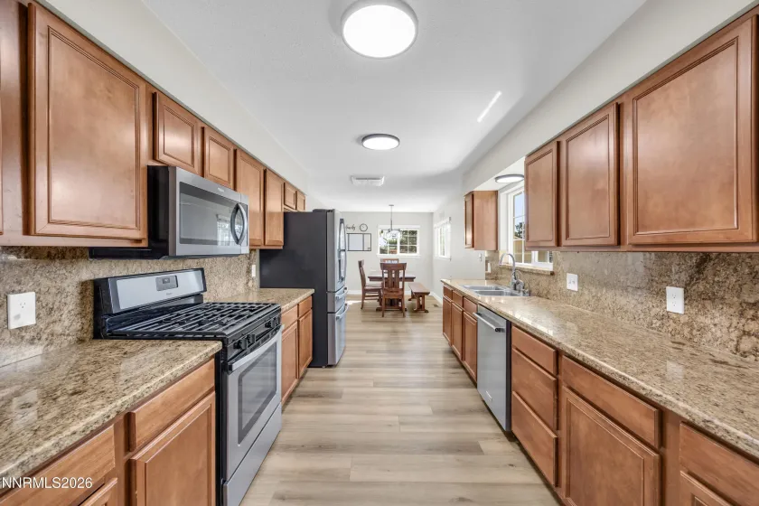 10755 Silver Knolls, Reno, Nevada 89508, 4 Bedrooms Bedrooms, ,3 BathroomsBathrooms,Residential,Residential,Silver Knolls,260004200