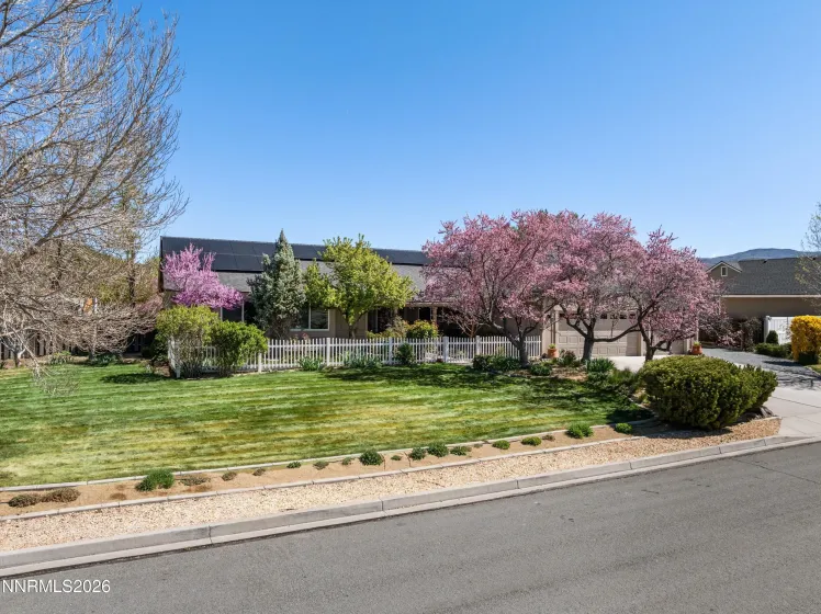 230 Sunlit, Spanish Springs, Nevada 89441, 3 Bedrooms Bedrooms, ,3 BathroomsBathrooms,Residential,Residential,Sunlit,260004201
