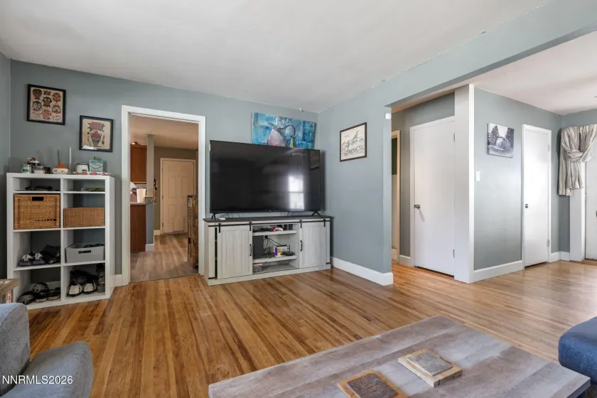 417 H, Sparks, Nevada 89431, 3 Bedrooms Bedrooms, ,2 BathroomsBathrooms,Residential,Residential,H,260004210