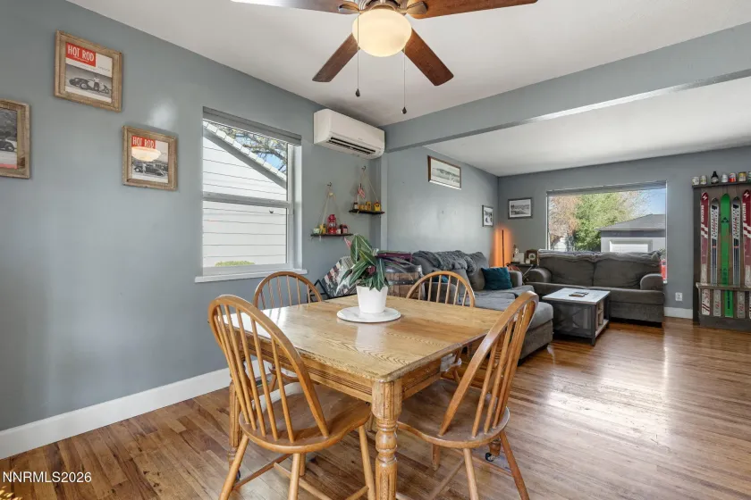 417 H, Sparks, Nevada 89431, 3 Bedrooms Bedrooms, ,2 BathroomsBathrooms,Residential,Residential,H,260004210