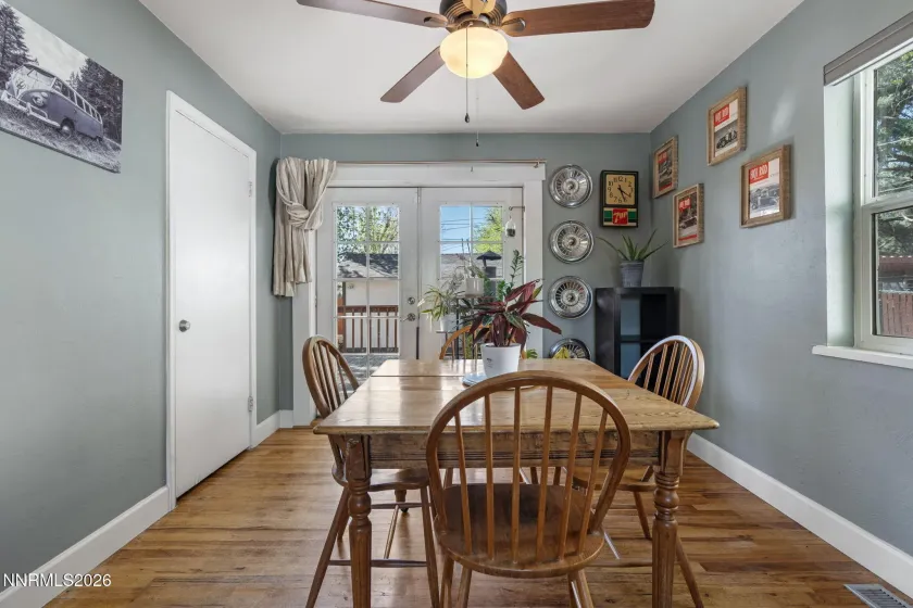 417 H, Sparks, Nevada 89431, 3 Bedrooms Bedrooms, ,2 BathroomsBathrooms,Residential,Residential,H,260004210