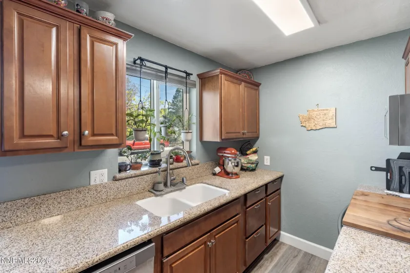 417 H, Sparks, Nevada 89431, 3 Bedrooms Bedrooms, ,2 BathroomsBathrooms,Residential,Residential,H,260004210